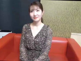 【网曝泄密】高中女生与男友教室做爱视频流出，对白刺激
