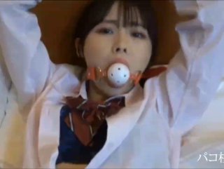 玉圃团欧美日韩三区冒充星探牛人冒充星探忽悠来月经短发大学美女拍丝袜制服写真